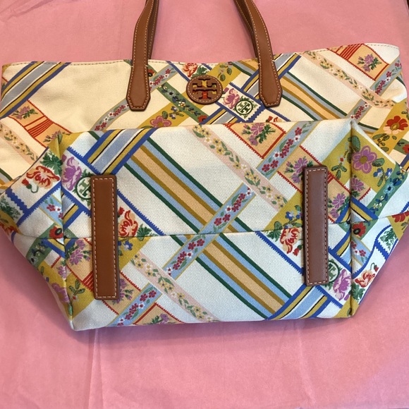 Tory Burch Key Item Canvas Tote in Ribbon Weave Bias Allover - Picture 5 of 11